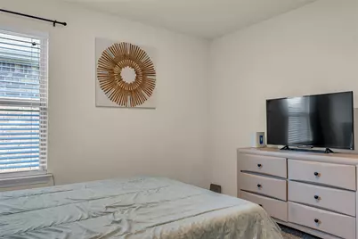 1924 Willow Creek Road, Lancaster, TX 75146 - Photo 18