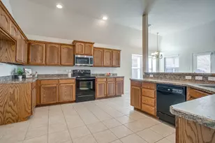 2068 Joyner Ranch Rd, Fort Worth, TX 76134 - Photo 14