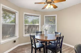 502 Shady Grove Dr, Granbury, TX 76049 - Photo 16