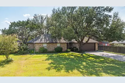 502 Shady Grove Drive, Granbury, TX 76049 - Photo 4