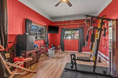 1210 E 4th Street, Mt Pleasant, TX 75455 - Photo 22