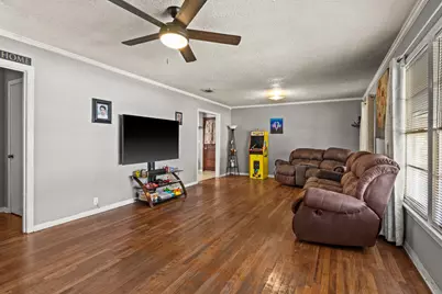 1210 E 4th Street, Mt Pleasant, TX 75455 - Photo 4