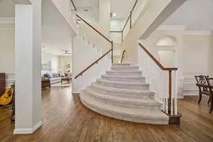 18727 Greenside Dr, Dallas, TX 75252 - Photo 2