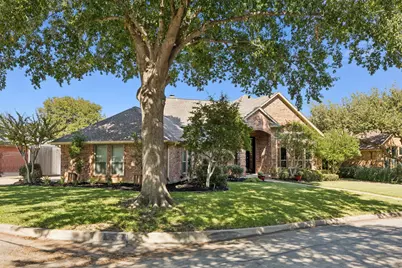 2424 Cross Timbers Trail, Arlington, TX 76006 - Photo 2