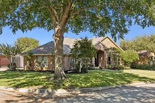 2424 Cross Timbers Trail, Arlington, TX 76006 - Photo 2