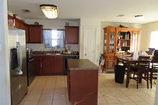 125 Dodge City Ct, Newark, TX 76071 - Photo 6