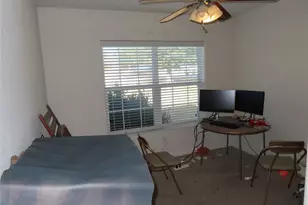 125 Dodge City Ct, Newark, TX 76071 - Photo 12