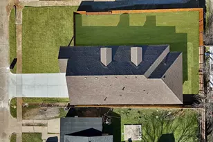 3401 S Hughes Ave, Fort Worth, TX 76119 - Photo 28