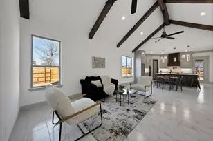 3401 S Hughes Ave, Fort Worth, TX 76119 - Photo 8