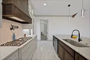 3401 S Hughes Ave, Fort Worth, TX 76119 - Photo 18