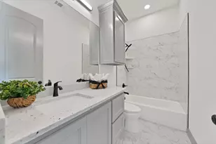 3401 S Hughes Ave, Fort Worth, TX 76119 - Photo 22