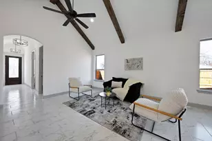 3401 S Hughes Ave, Fort Worth, TX 76119 - Photo 12