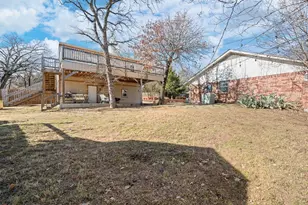 108 N Cliffside Dr N, Burleson, TX 76028 - Photo 36