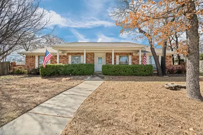 108 N Cliffside Drive N, Burleson, TX 76028 - Photo 1