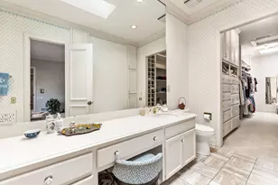 17 Stonecourt Cir, Dallas, TX 75225 - Photo 22