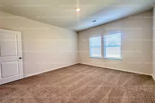 728 Pineywood Trl, Princeton, TX 75407 - Photo 10