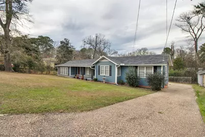 1215 Andrews Street, Kilgore, TX 75662 - Photo 4