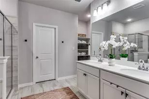 208 Lemley Dr, Fort Worth, TX 76131 - Photo 14