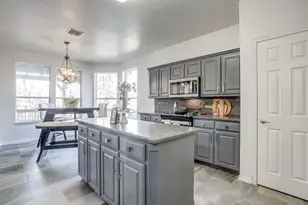 2226 Creek Side Dr, Weatherford, TX 76087 - Photo 16