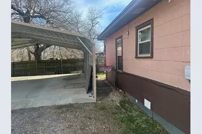 631 W Walker Street, Denison, TX 75020 - Photo 8