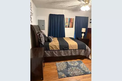 631 W Walker Street, Denison, TX 75020 - Photo 26