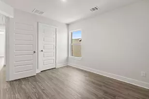 3921 Henley Ln, Garland, TX 75043 - Photo 34