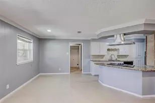 7324 Vanessa Dr, Fort Worth, TX 76112 - Photo 4