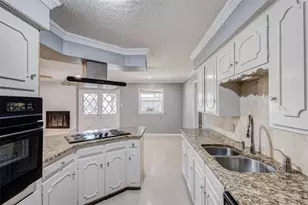 7324 Vanessa Dr, Fort Worth, TX 76112 - Photo 10