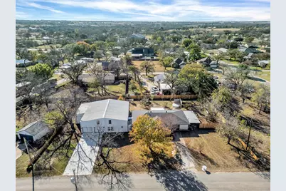 406 N Oak Lane, Tolar, TX 76476 - Photo 40
