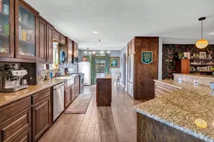 406 N Oak Ln, Tolar, TX 76476 - Photo 12