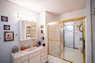 1025 S Belknap St, Mexia, TX 76667 - Photo 20