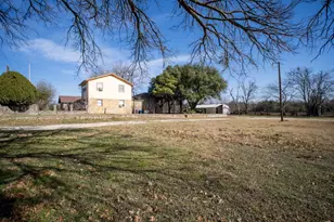 1025 S Belknap St, Mexia, TX 76667 - Photo 10