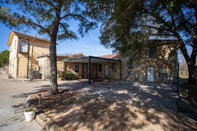 1025 S Belknap Street, Mexia, TX 76667 - Photo 2