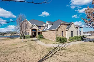 415 Breezeway Ct, Cedar Hill, TX 75104 - Photo 38