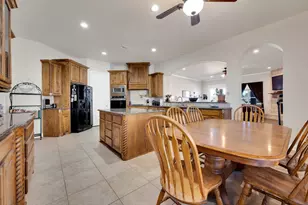 415 Breezeway Ct, Cedar Hill, TX 75104 - Photo 12
