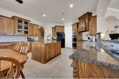 415 Breezeway Court, Cedar Hill, TX 75104 - Photo 10