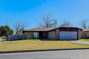 224 Etta Ave, Waxahachie, TX 75165 - Photo 1