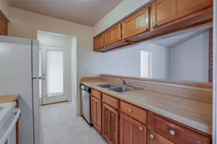 712 Woodland Ct, Kennedale, TX 76060 - Photo 6