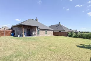 704 Nolan Dr, Sherman, TX 75092 - Photo 28