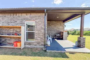 704 Nolan Dr, Sherman, TX 75092 - Photo 26