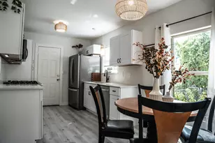 1864 Highland Ave, Fort Worth, TX 76164 - Photo 8