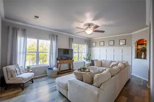 2702 River Ridge Ct, Granbury, TX 76048 - Photo 4