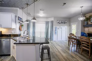 2702 River Ridge Ct, Granbury, TX 76048 - Photo 8