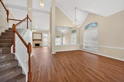 5819 Chatsworth Court, Arlington, TX 76018 - Photo 4