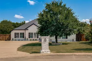 102 Packer Dr, Fate, TX 75189 - Photo 2