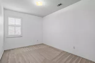 808 Dunkirk Ln, Arlington, TX 76017 - Photo 18