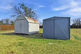 2805 Rex Cruse Dr, Sherman, TX 75092 - Photo 26