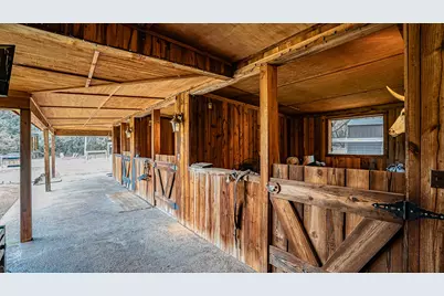 1904 Floyd Road, Weatherford, TX 76087 - Photo 20