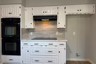 6921 Meadow Park, North Richland Hills, TX 76180 - Photo 8