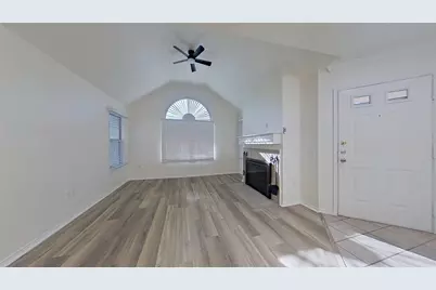 1004 Bridges Drive, Arlington, TX 76012 - Photo 6